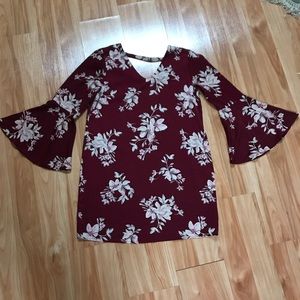 Collective concepts bell sleeve Dress LP petite large